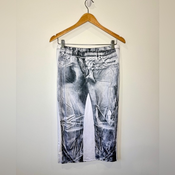 Prettylittle Thing Black Printed Skirt Set - Picture 5 of 9